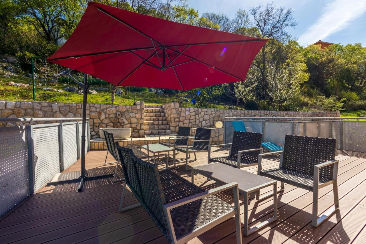 Rimac Apartment And Rooms Novi Vinodolski Exterior foto